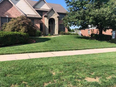 Lawn care service in Vandalia, 45377
