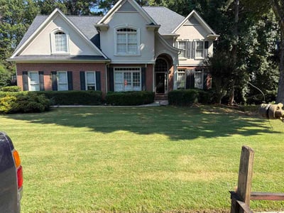 Lawn care service in Alpharetta, 30005