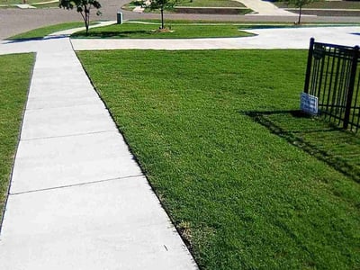 Lawn care service in Norman, 73071