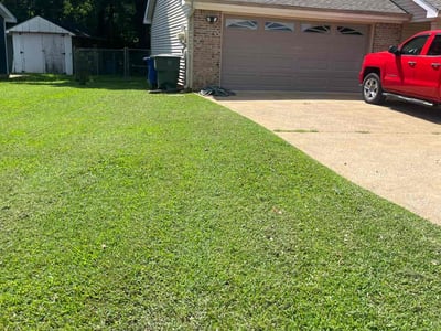 Lawn care service in Chattanooga, 37421