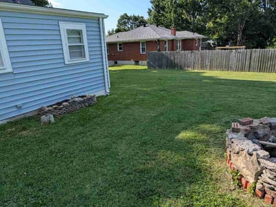 Lawn care service in Louisville, 40229