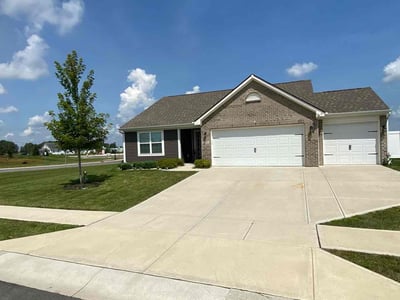 Lawn care service in Pendleton, 46064