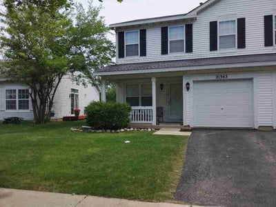 Lawn care service in Plainfield, 60544