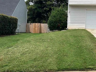 Lawn care service in Woodstock, 30189