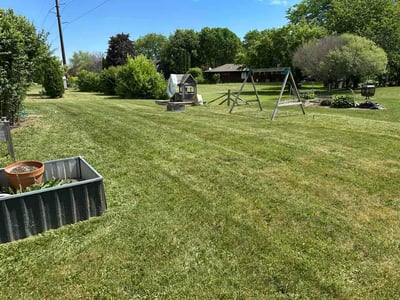 Lawn care service in Neenah, 54956