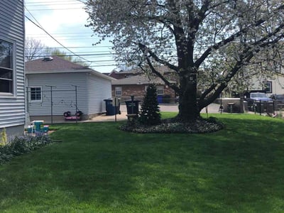Lawn care service in Dayton, 45410