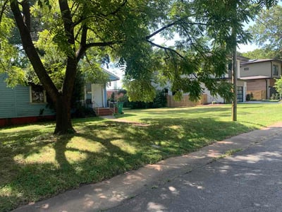 Lawn care service in Charlotte, 28208