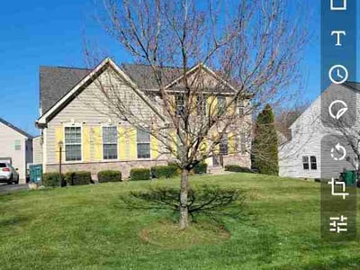 Lawn care service in , 