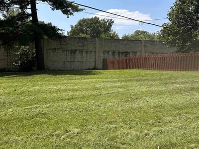 Lawn care service in Sappington, 63128