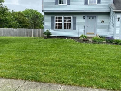 Lawn care service in Reynoldsburg, 43068