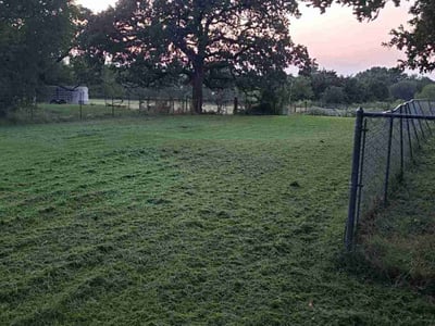 Lawn care service in Cleburne, 76031