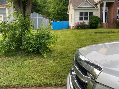 Lawn care service in Charlotte, 28215