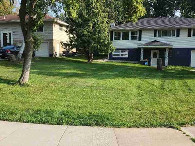 Lawn care service in Rochester, 55901