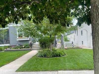 Lawn care service in Saint Paul, 55116