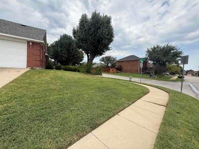 Lawn care service in Mansfield, 76063