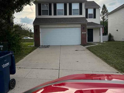 Lawn care service in Indianapolis, 46231