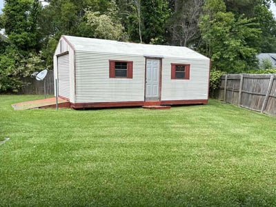 Lawn care service in Norfolk, 23518