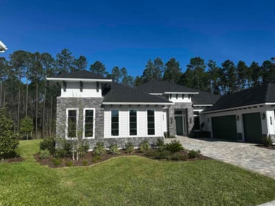 Lawn care service in St. Augustine, 32092