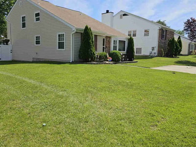 Lawn care service in Rosedale, 21237