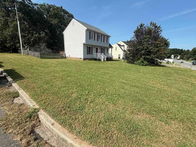 Lawn care service in Glen Allen, 23060
