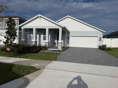Lawn care service in Apopka, 32712