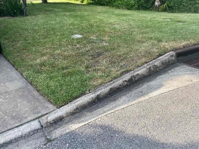 Lawn care service in Jacksonville, 32259