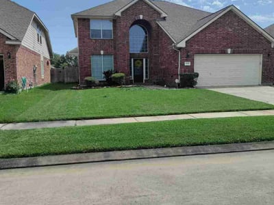 Lawn care service in Spring, 77388