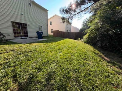 Lawn care service in Durham, 27703