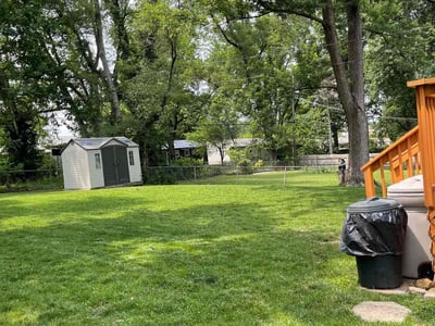 Lawn care service in Kansas City, 64134