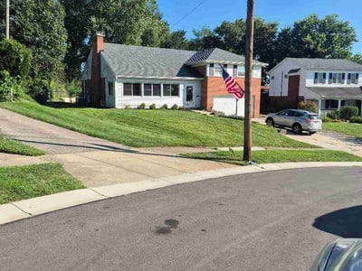 Lawn care service in Cincinnati, 45255