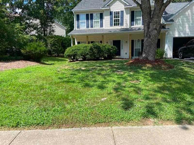 Lawn care service in Charlotte, 28270
