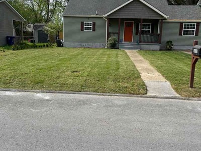 Lawn care service in Chattanooga, 37411