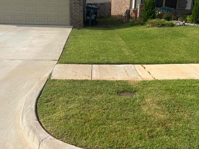 Lawn care service in Edmond, 73013