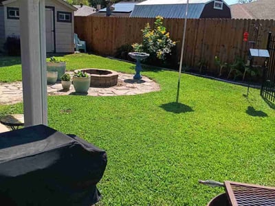 Lawn care service in Humble, 77346