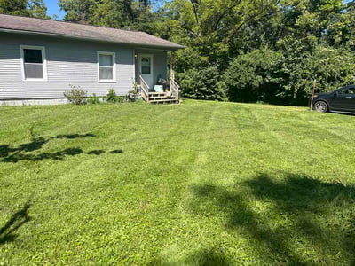 Lawn care service in Amelia, 45102