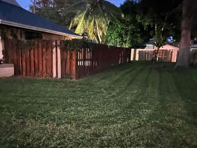 Lawn care service in Boca Raton, 33431