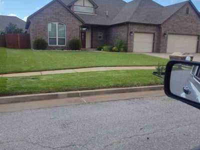 Lawn care service in Oklahoma City, 73169