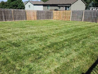 Lawn care service in Omaha, 68116