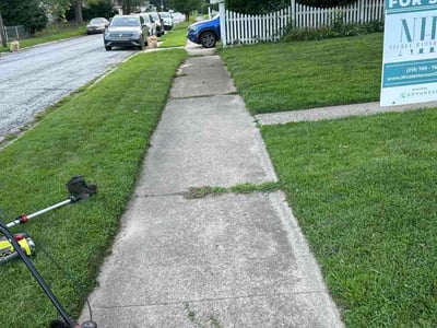 Lawn care service in Hammond, 46324