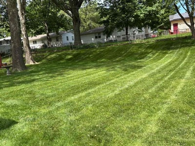 Lawn care service in Shawnee, 66203