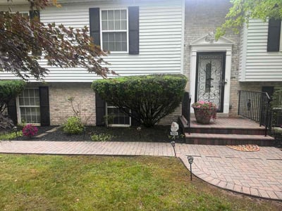 Lawn care service in Upper Marlboro, 20772