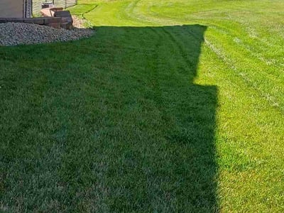 Lawn care service in Lakeville, 55044