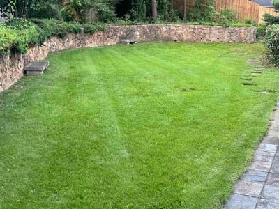 Lawn care service in Vestavia Hills, 35216