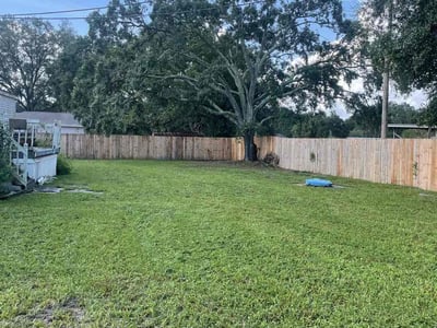 Lawn care service in Riverview, 33569
