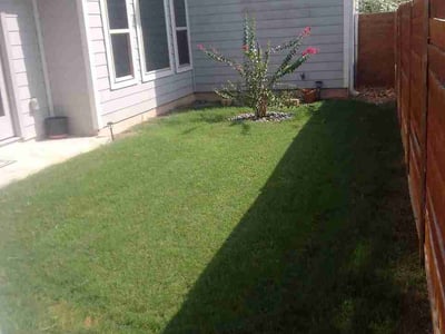 Lawn care service in Austin, 78747