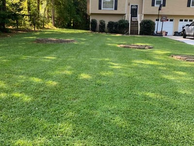 Lawn care service in Dallas, 30157