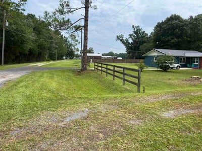 Lawn care service in Starke, 32091