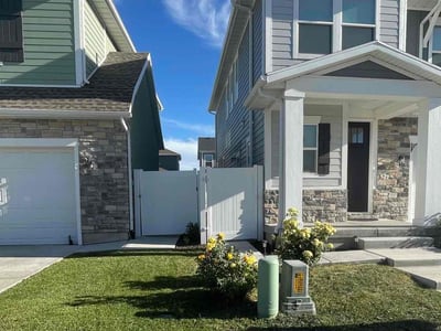 Lawn care service in South Jordan, 84095