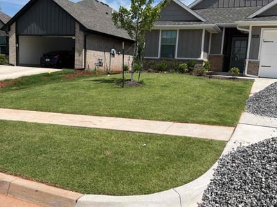 Lawn care service in Edmond, 73012