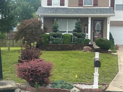 Lawn care service in Wentzville, 63385